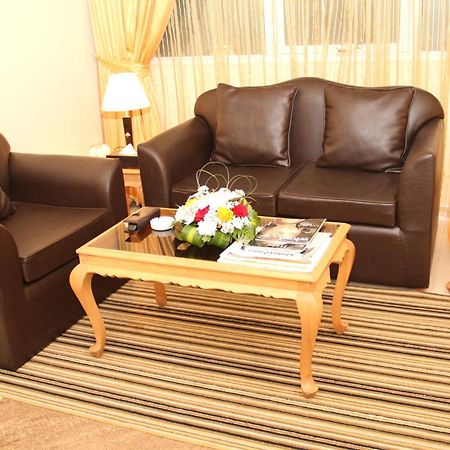 Royal Hotel Apartment Kalba Екстер'єр фото