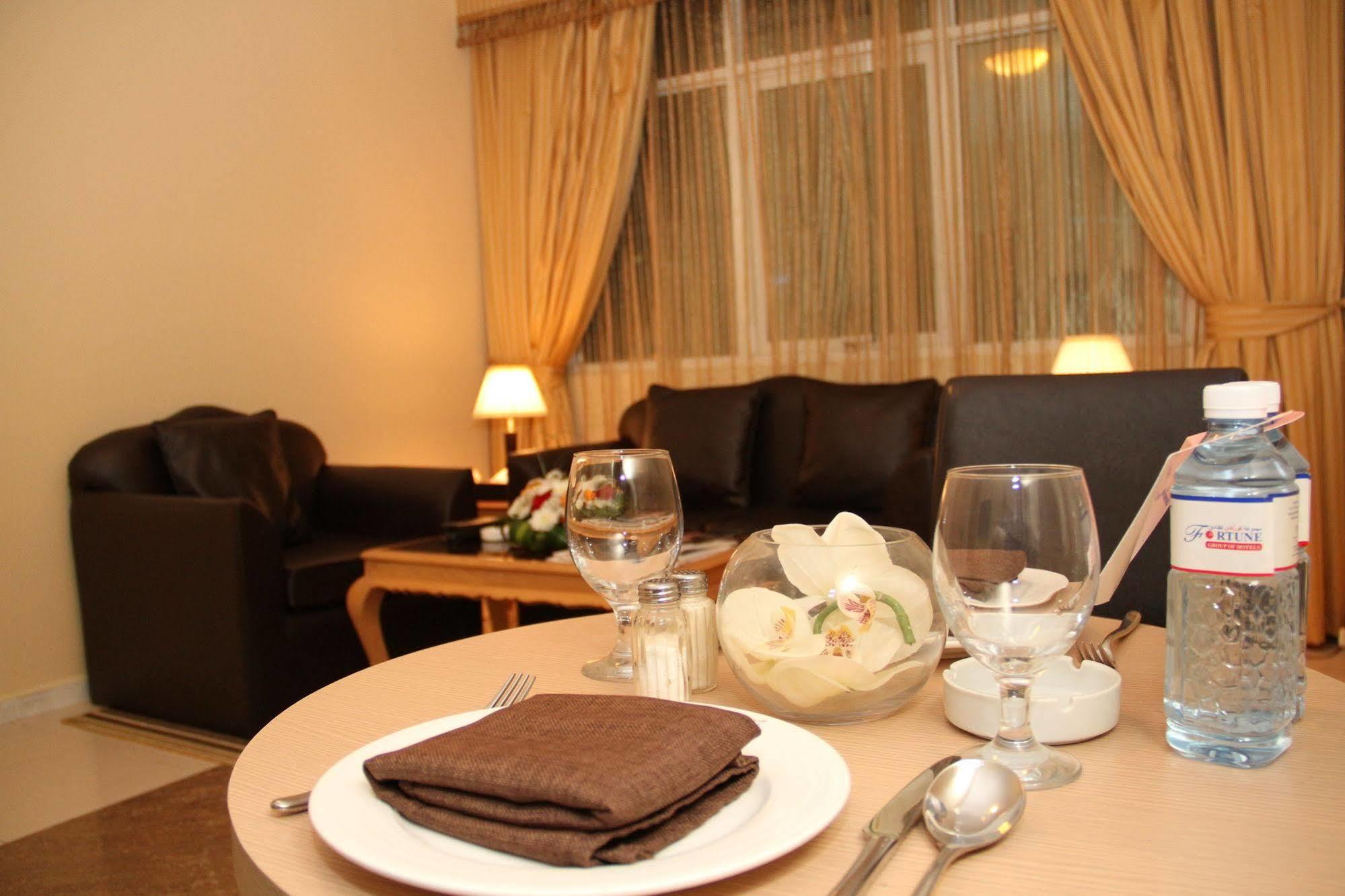 Royal Hotel Apartment Kalba Екстер'єр фото