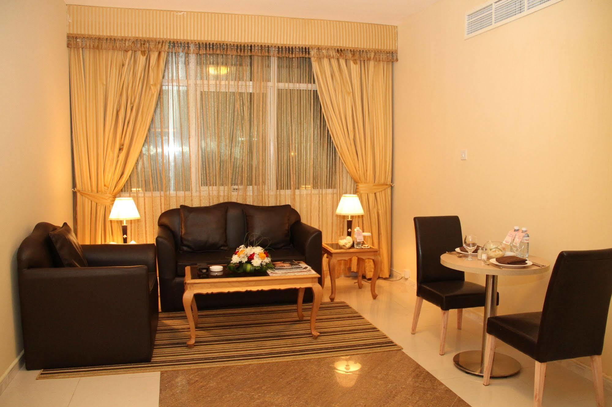 Royal Hotel Apartment Kalba Екстер'єр фото